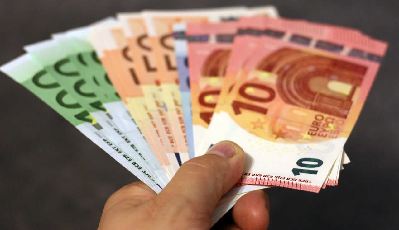 Tο σχέδιο νόμου για τη ρύθμιση ληξιπρόθεσμων οφειλών – Αλλαγές στον Κ.Φ.Ε., στον Φ.Π.Α. και άλλες σημαντικές διατάξεις